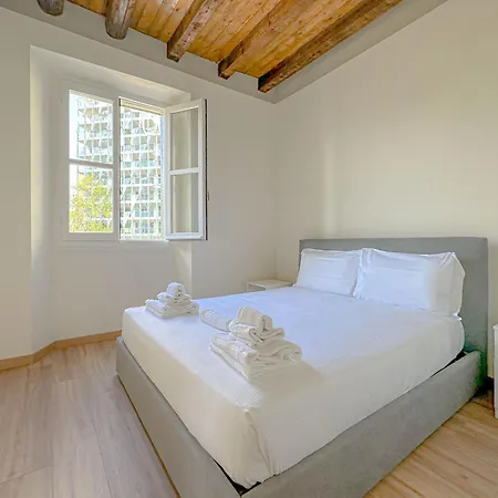 Daire Castillia 22 - Terrazza Sul Bosco Verticale *